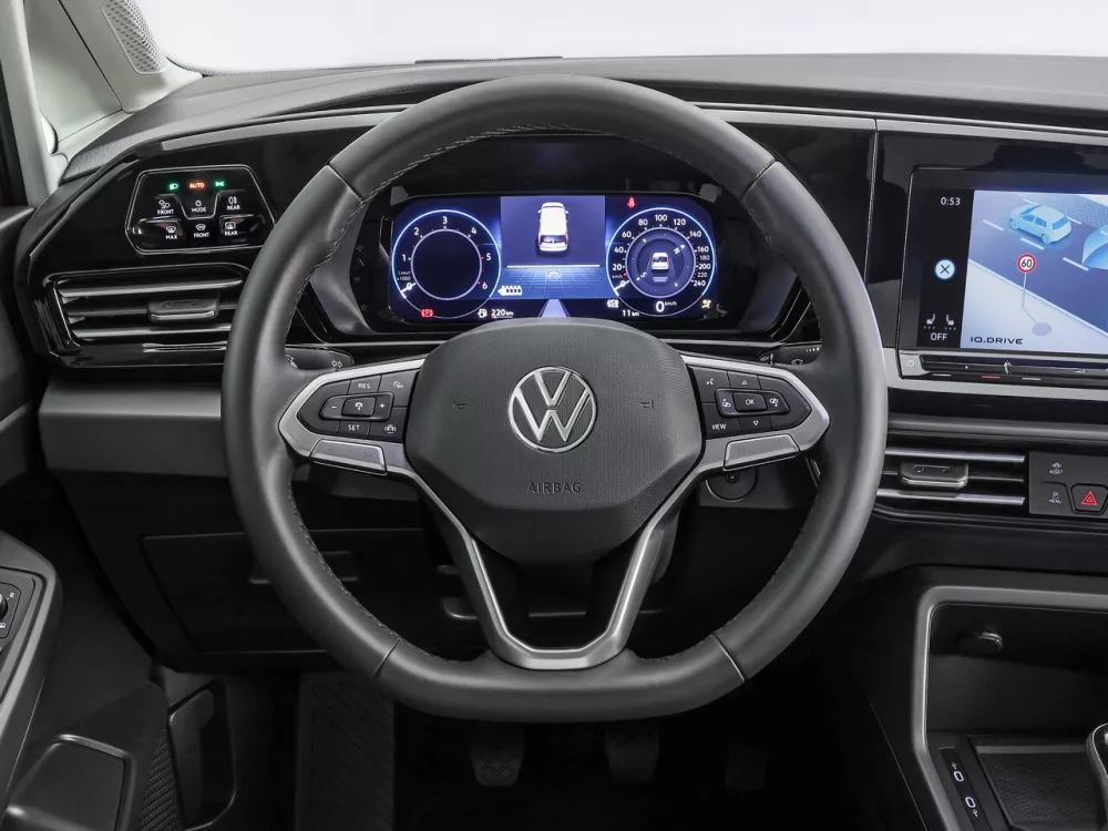 Автомобиль Volkswagen Caddy V Компактвэн