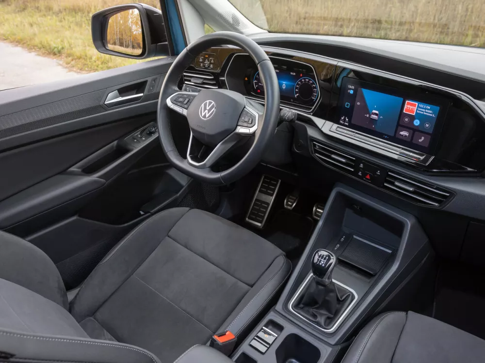 Автомобиль Volkswagen Caddy V Компактвэн