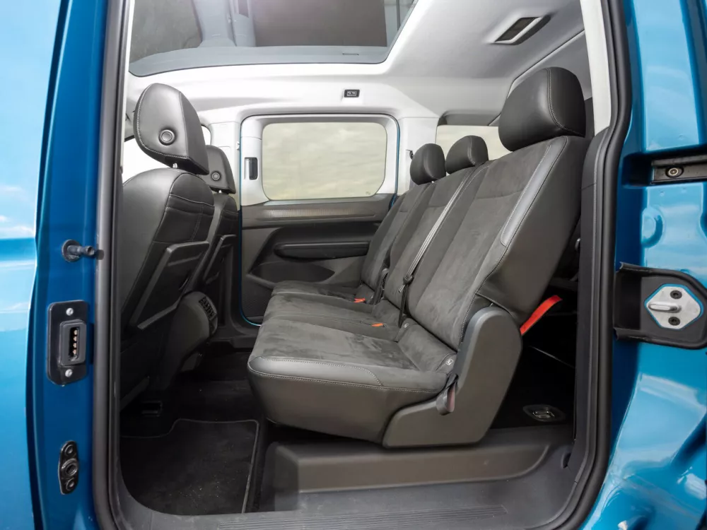 Автомобиль Volkswagen Caddy V Компактвэн