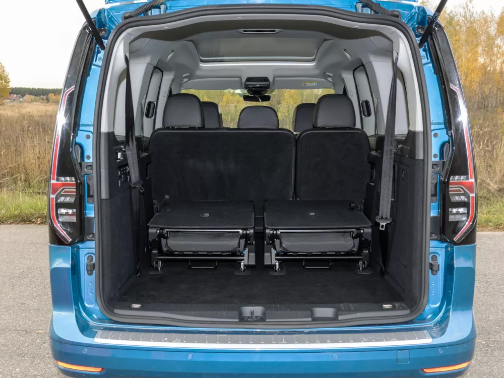 Автомобиль Volkswagen Caddy V Компактвэн