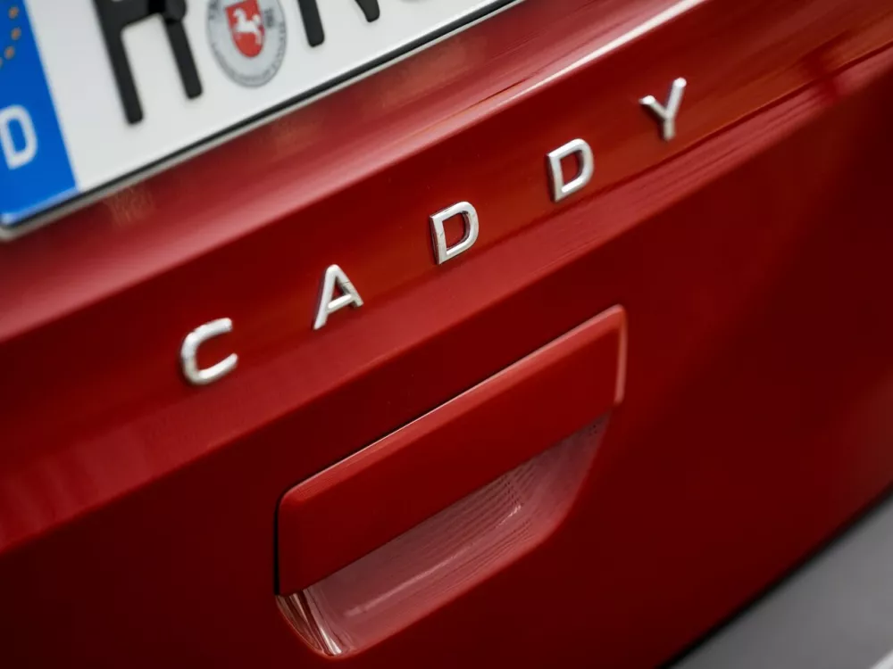 Автомобиль Volkswagen Caddy V Фургон