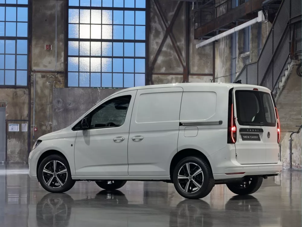 Автомобиль Volkswagen Caddy V Фургон