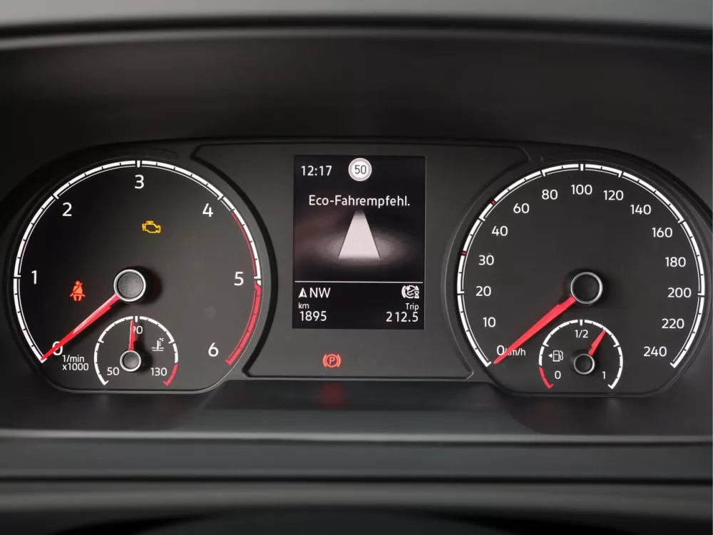 Автомобиль Volkswagen Caddy V Фургон