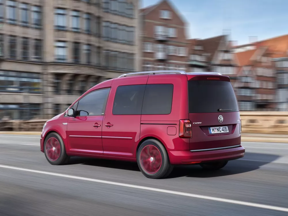 Автомобиль Volkswagen Caddy IV Компактвэн