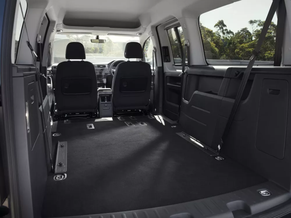 Автомобиль Volkswagen Caddy IV Компактвэн Maxi