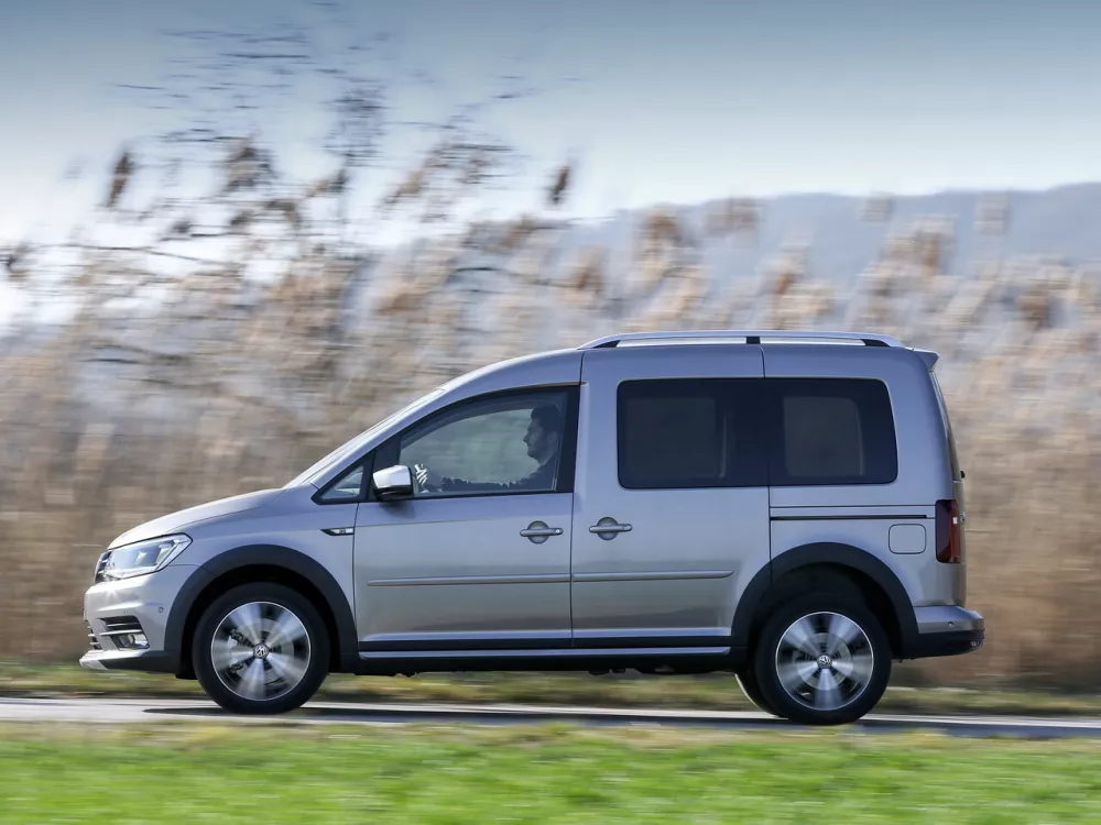 Автомобиль Volkswagen Caddy IV Компактвэн Alltrack
