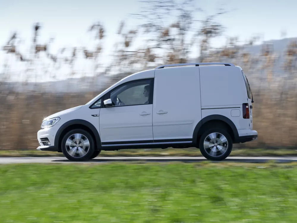 Автомобиль Volkswagen Caddy IV Фургон Alltrack