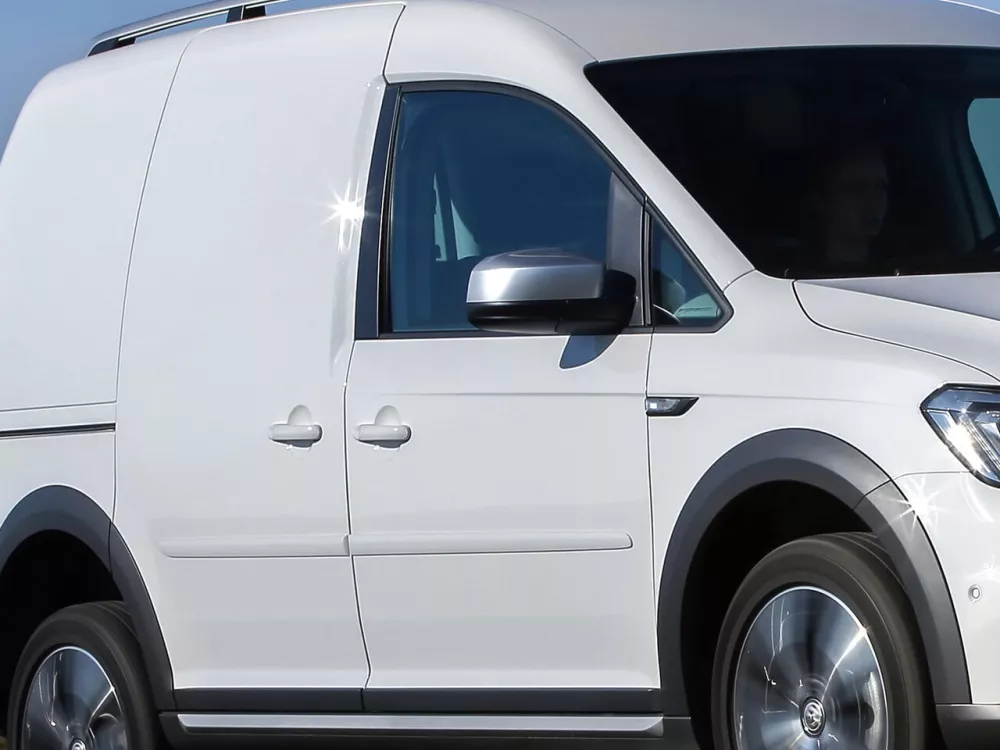 Автомобиль Volkswagen Caddy IV Фургон Alltrack