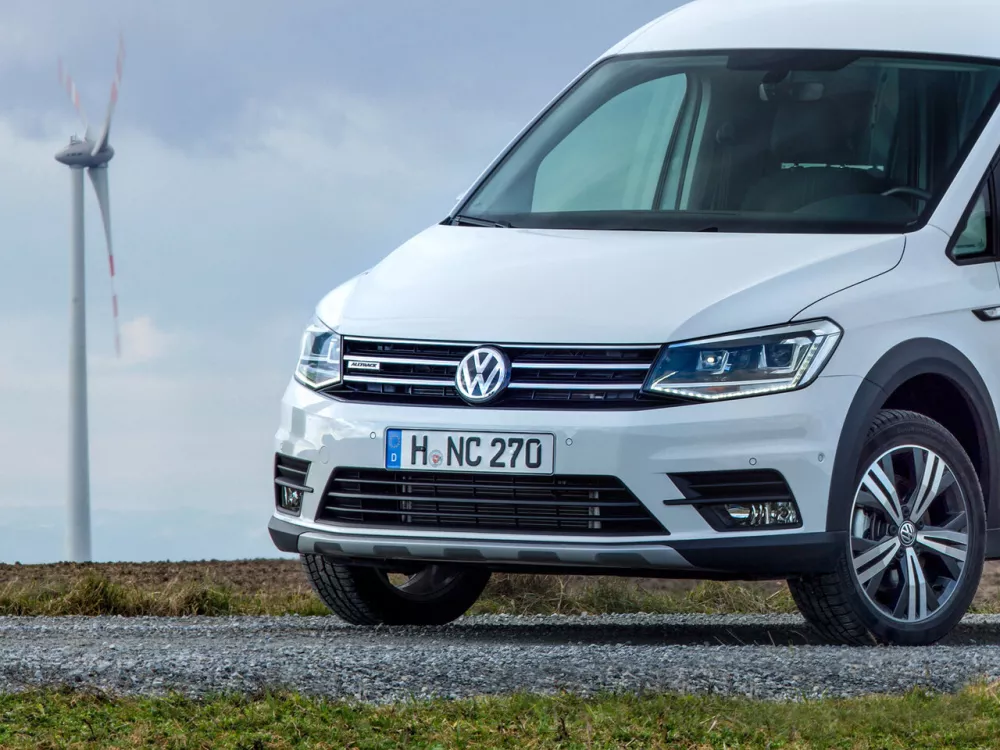 Автомобиль Volkswagen Caddy IV Фургон Alltrack