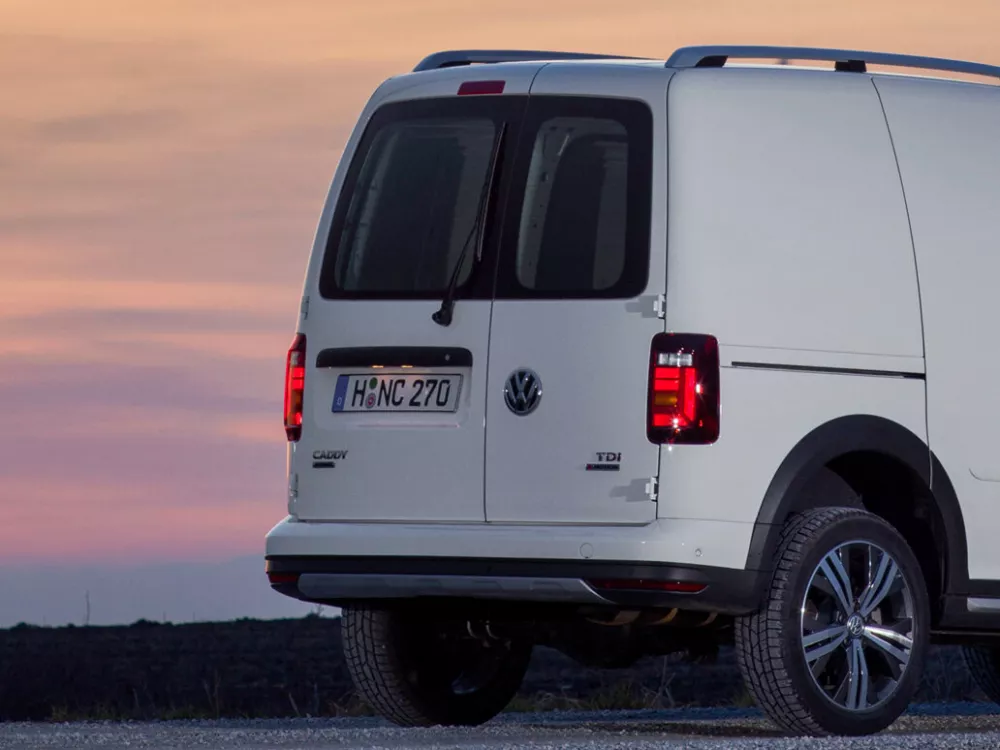 Автомобиль Volkswagen Caddy IV Фургон Alltrack