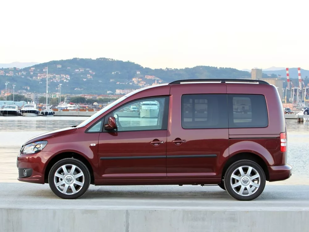 Автомобиль Volkswagen Caddy III Рестайлинг Компактвэн