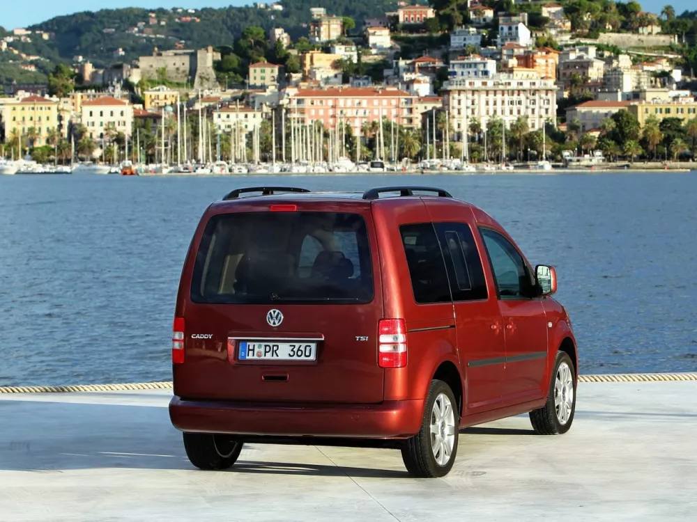 Автомобиль Volkswagen Caddy III Рестайлинг Компактвэн