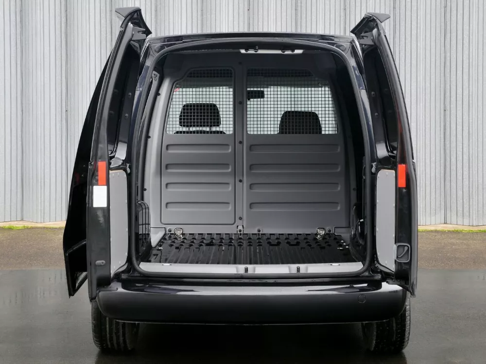 Автомобиль Volkswagen Caddy III Фургон Kasten