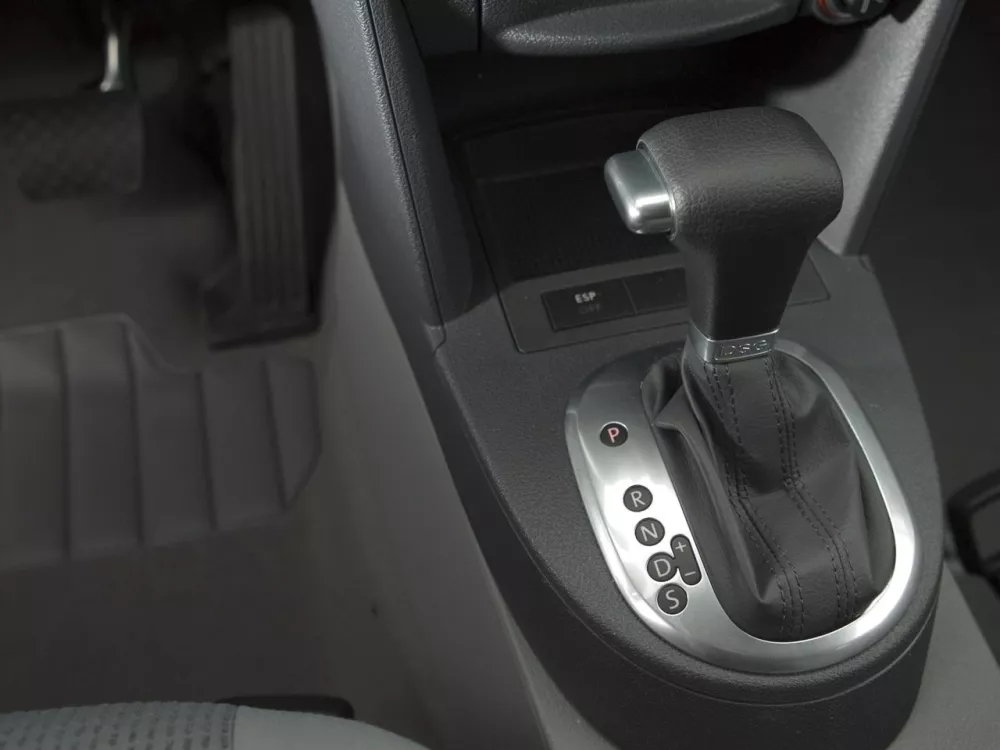 Автомобиль Volkswagen Caddy III Компактвэн Life