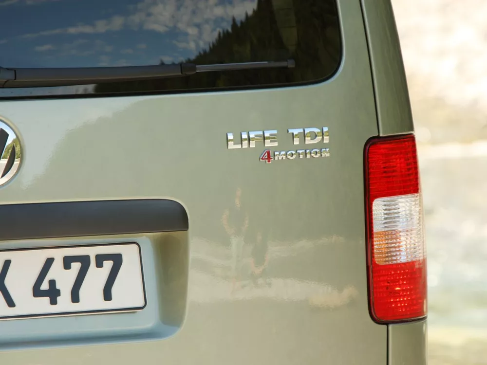 Автомобиль Volkswagen Caddy III Компактвэн Life