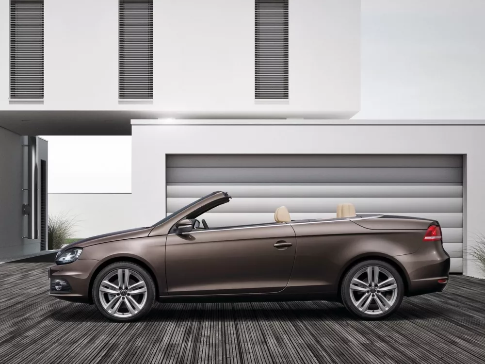 Автомобиль Volkswagen Eos I Рестайлинг Кабриолет
