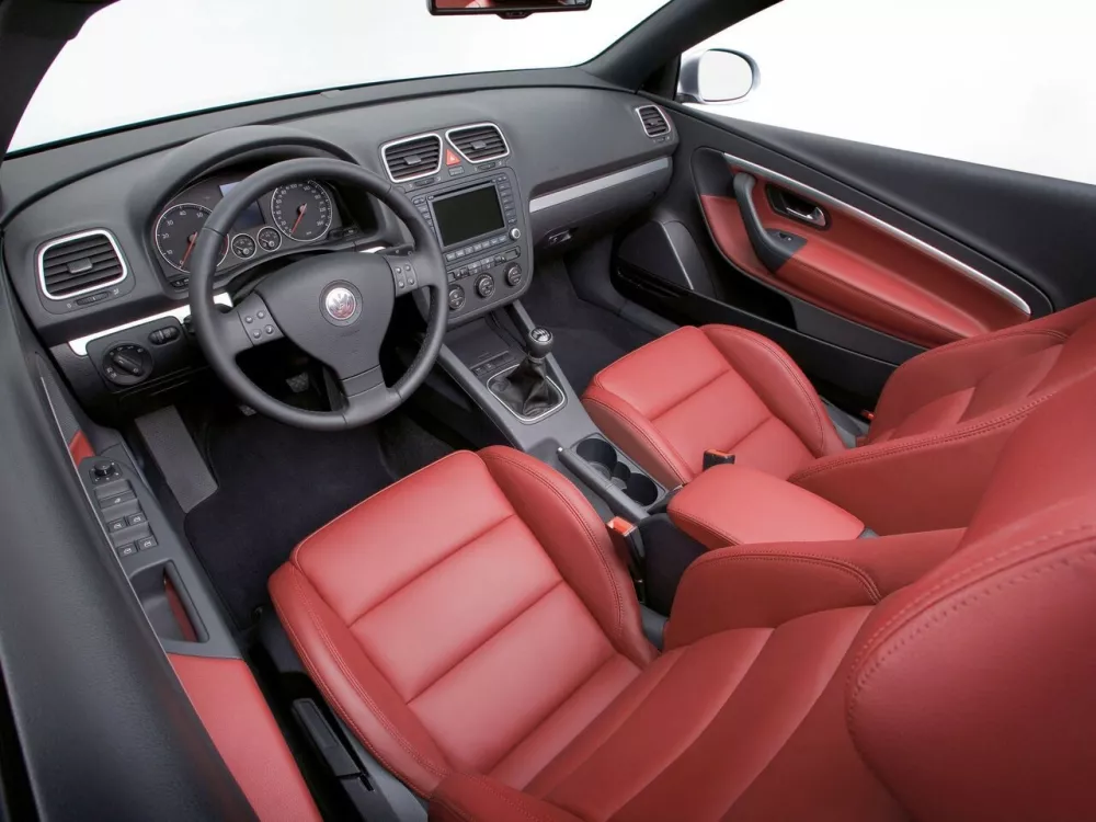 Автомобиль Volkswagen Eos I Кабриолет