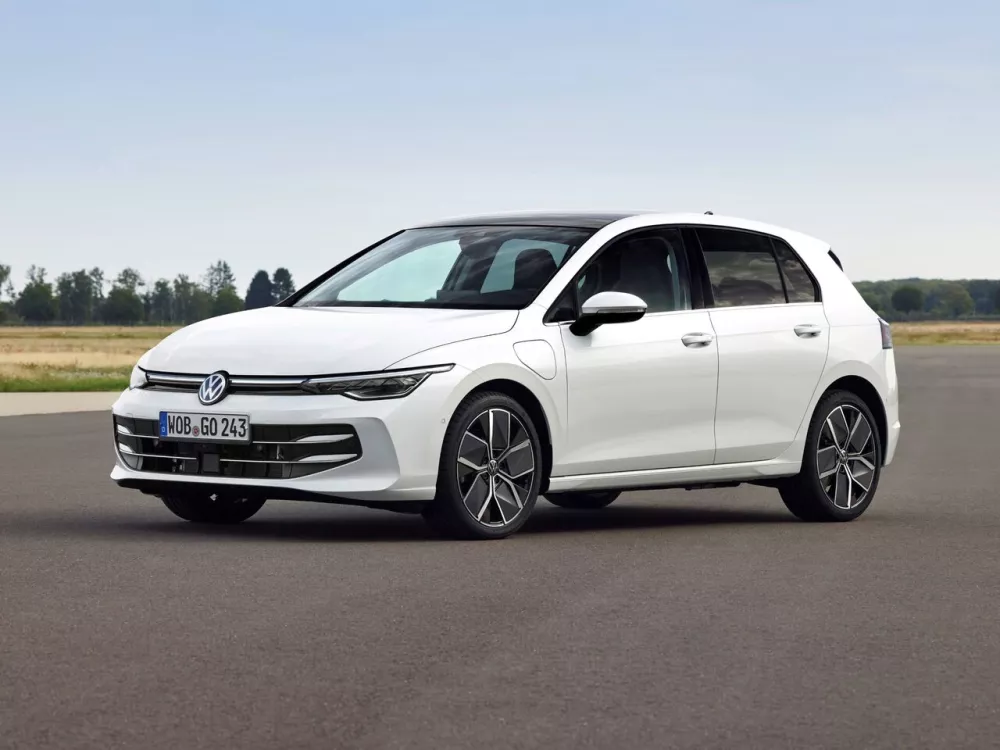 Автомобиль Volkswagen Golf VIII Рестайлинг Хэтчбек (5 дверей)
