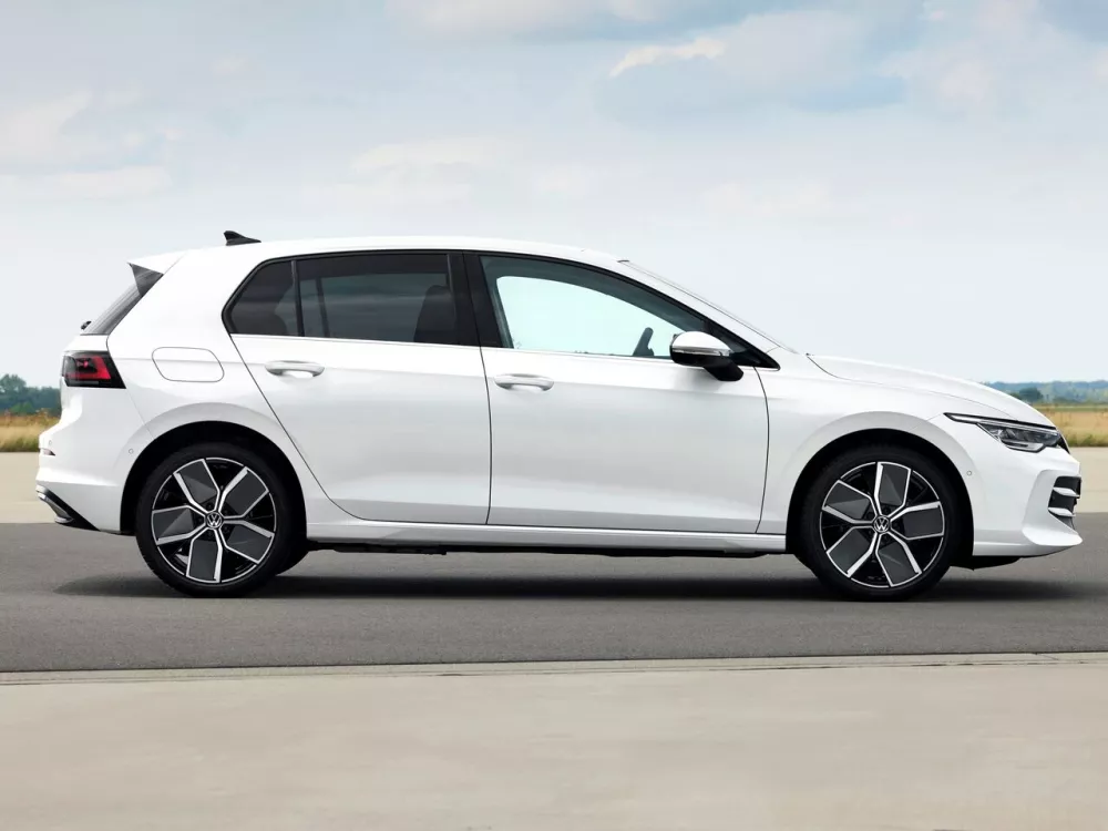 Автомобиль Volkswagen Golf VIII Рестайлинг Хэтчбек (5 дверей)