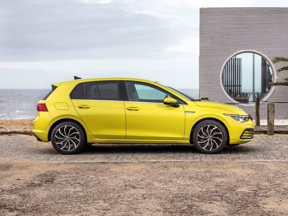 Автомобиль Volkswagen Golf VIII Хэтчбек (5 дверей)