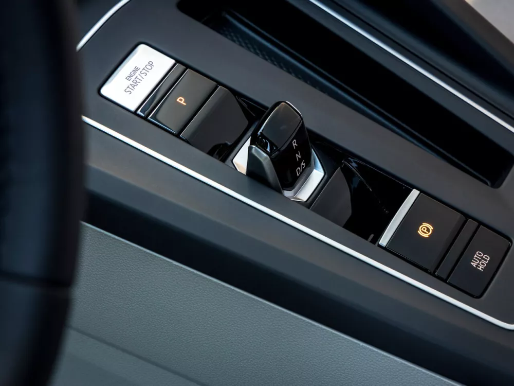 Автомобиль Volkswagen Golf VIII Хэтчбек (5 дверей)