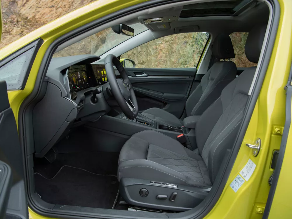 Автомобиль Volkswagen Golf VIII Хэтчбек (5 дверей)