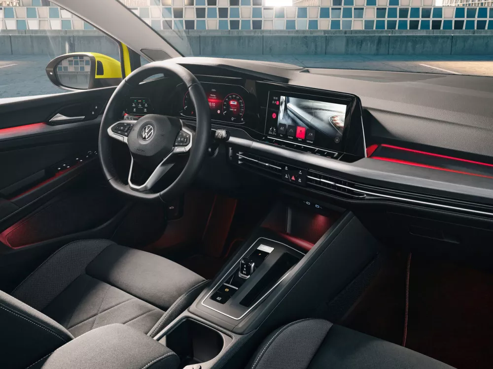 Автомобиль Volkswagen Golf VIII Хэтчбек (5 дверей)