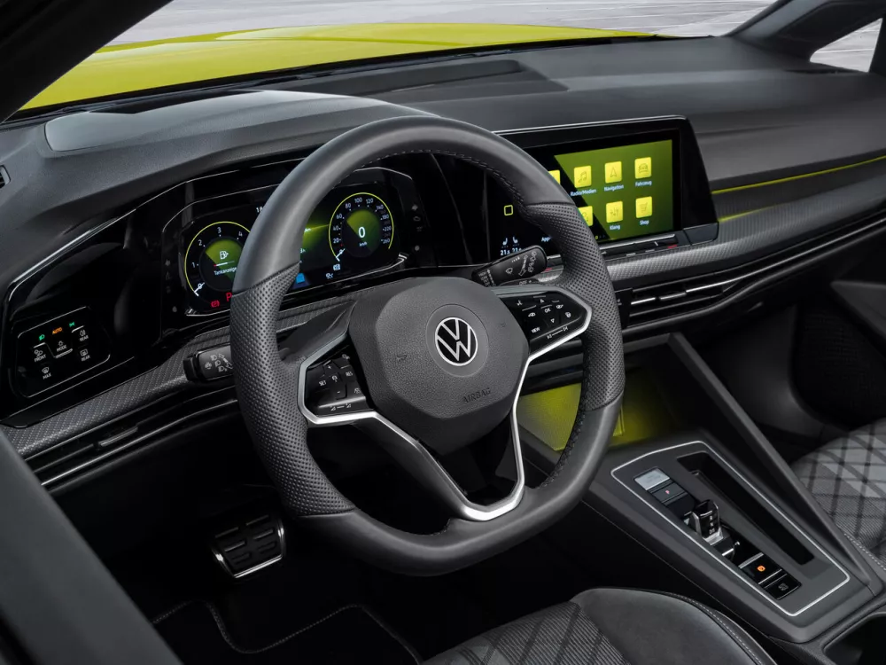 Автомобиль Volkswagen Golf VIII Универсал (5 дверей)