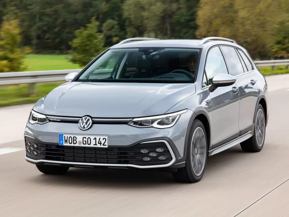 Автомобиль Volkswagen Golf VIII Универсал (5 дверей) Alltrack