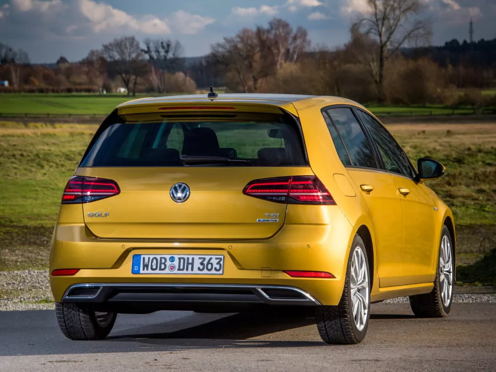 Автомобиль Volkswagen Golf VII Рестайлинг Хэтчбек (5 дверей)