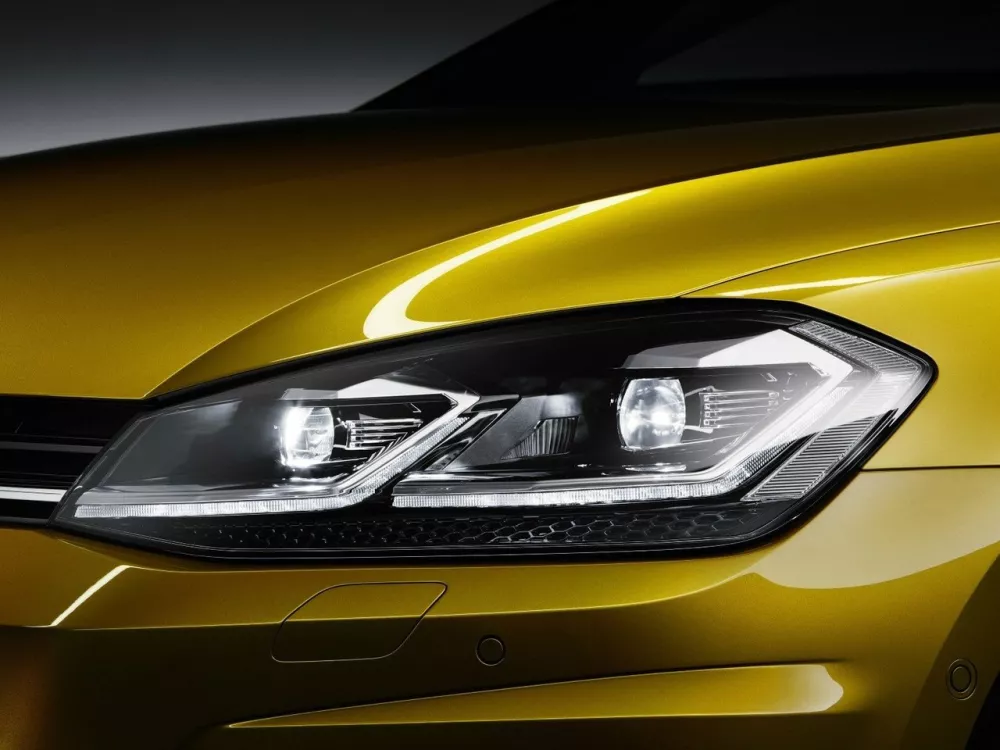 Автомобиль Volkswagen Golf VII Рестайлинг Хэтчбек (5 дверей)