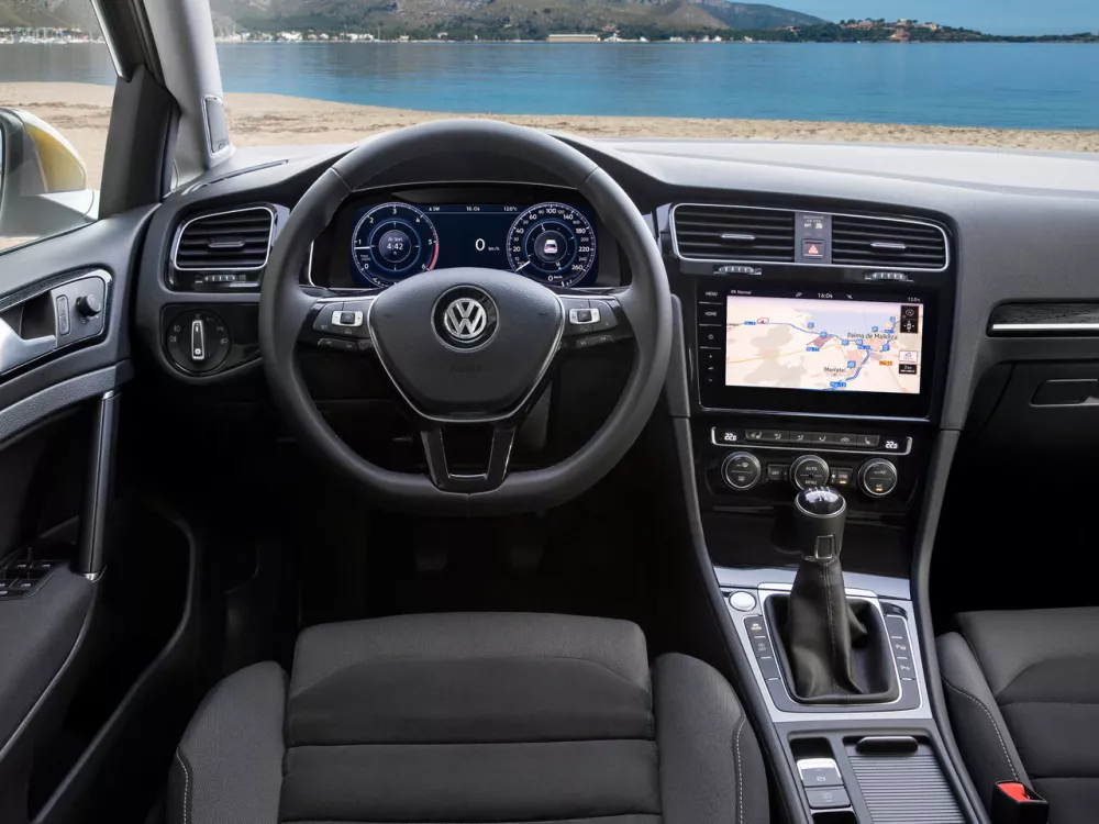 Автомобиль Volkswagen Golf VII Рестайлинг Хэтчбек (5 дверей)