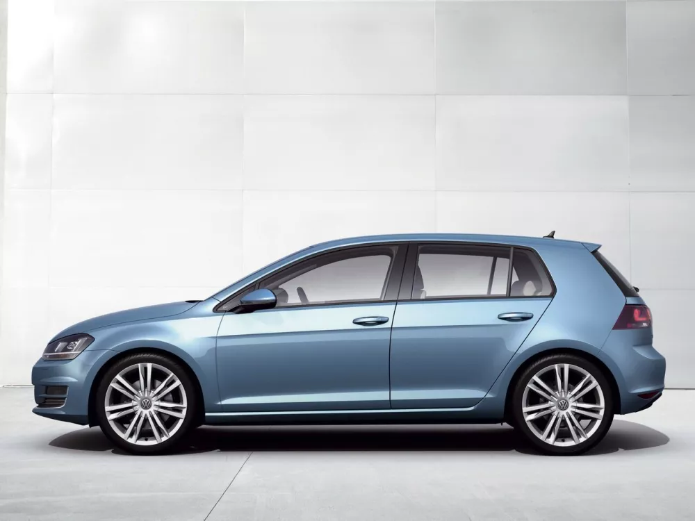 Автомобиль Volkswagen Golf VII Хэтчбек (5 дверей)