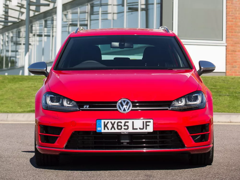 Автомобиль Volkswagen Golf VII Универсал (5 дверей)