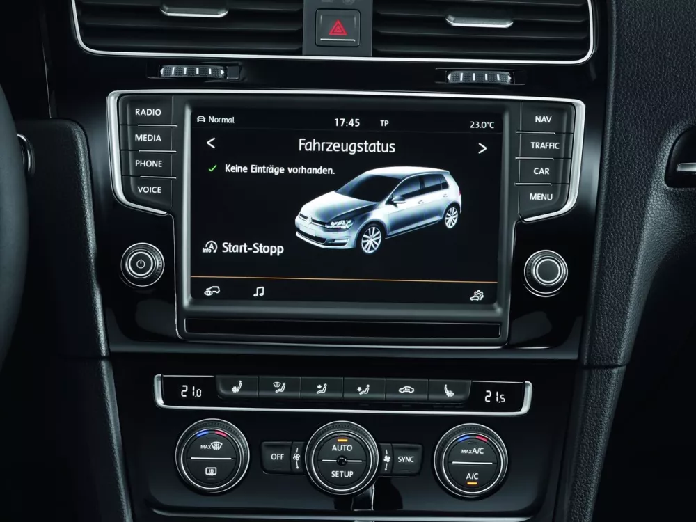 Автомобиль Volkswagen Golf VII Хэтчбек (3 двери)