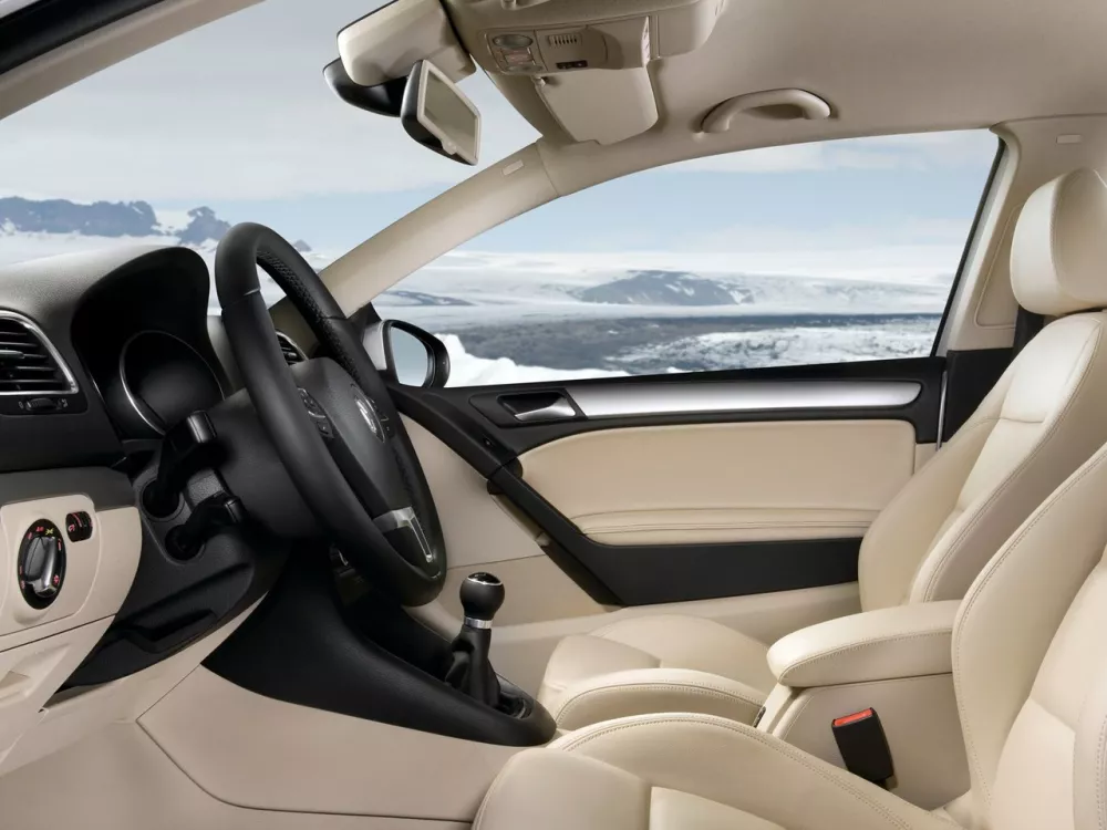 Автомобиль Volkswagen Golf VI Хэтчбек (5 дверей)
