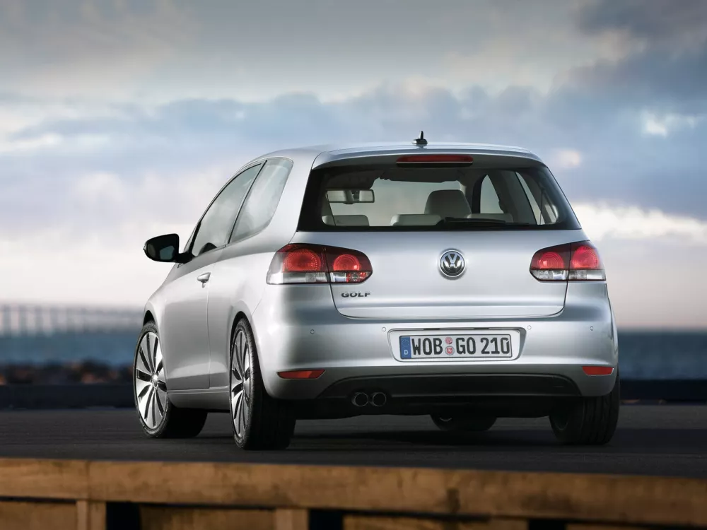 Автомобиль Volkswagen Golf VI Хэтчбек (3 двери)