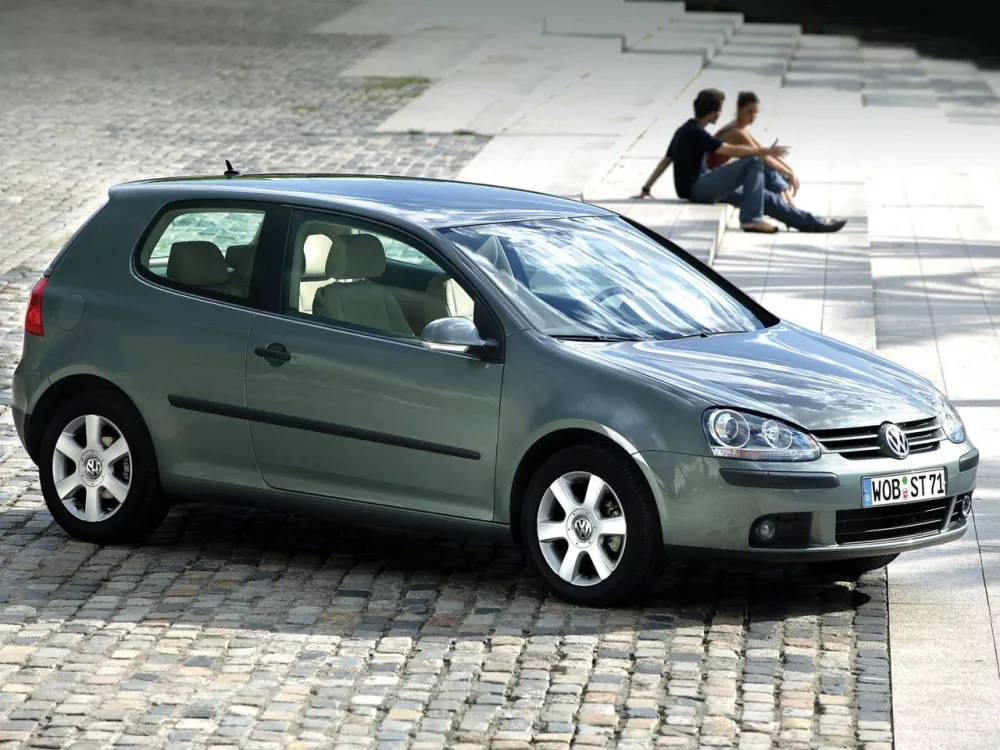 Автомобиль Volkswagen Golf V Хэтчбек (3 двери)