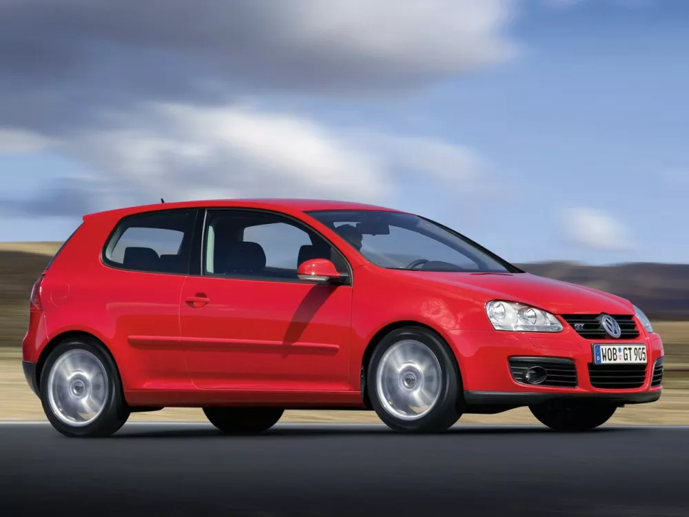 Автомобиль Volkswagen Golf V Хэтчбек (3 двери)