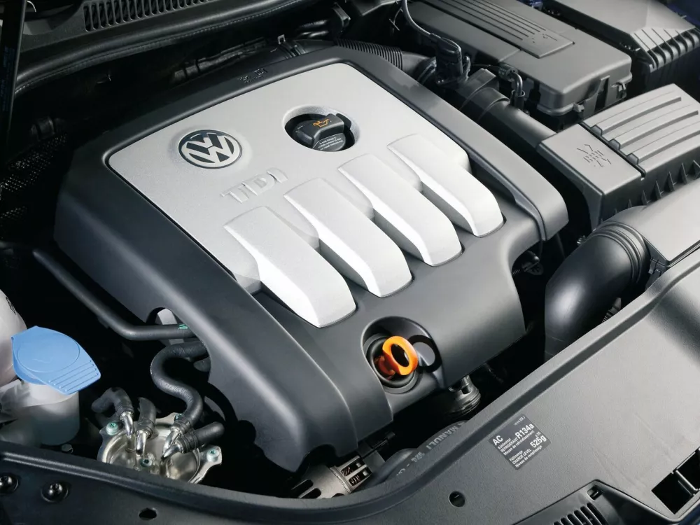 Автомобиль Volkswagen Golf V Хэтчбек (5 дверей)
