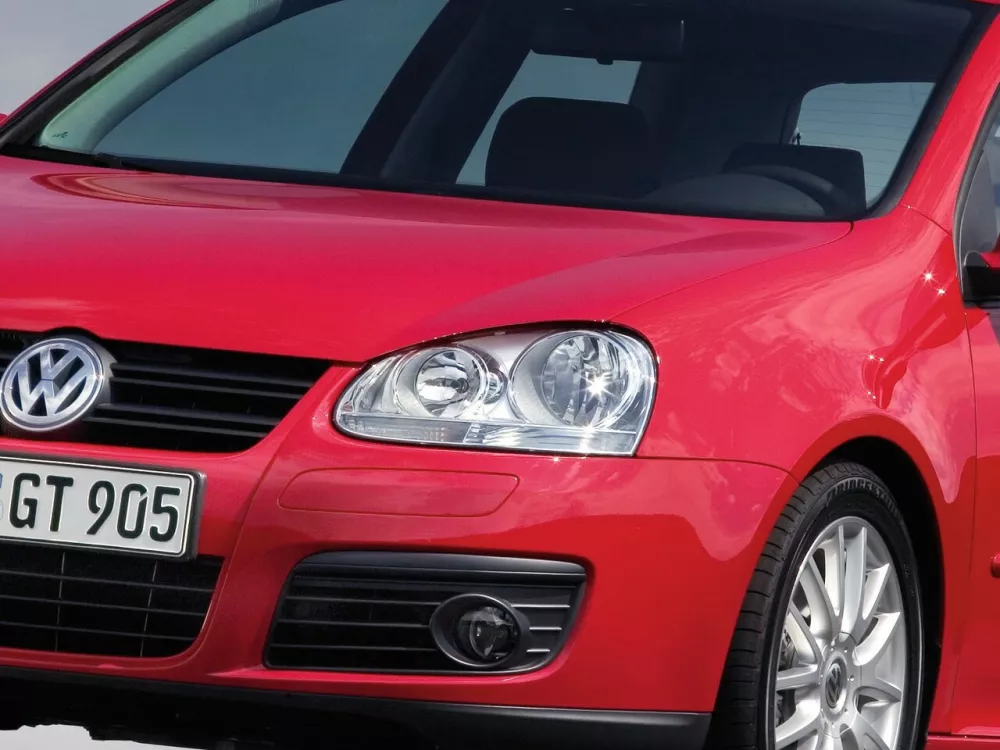 Автомобиль Volkswagen Golf V Хэтчбек (3 двери)