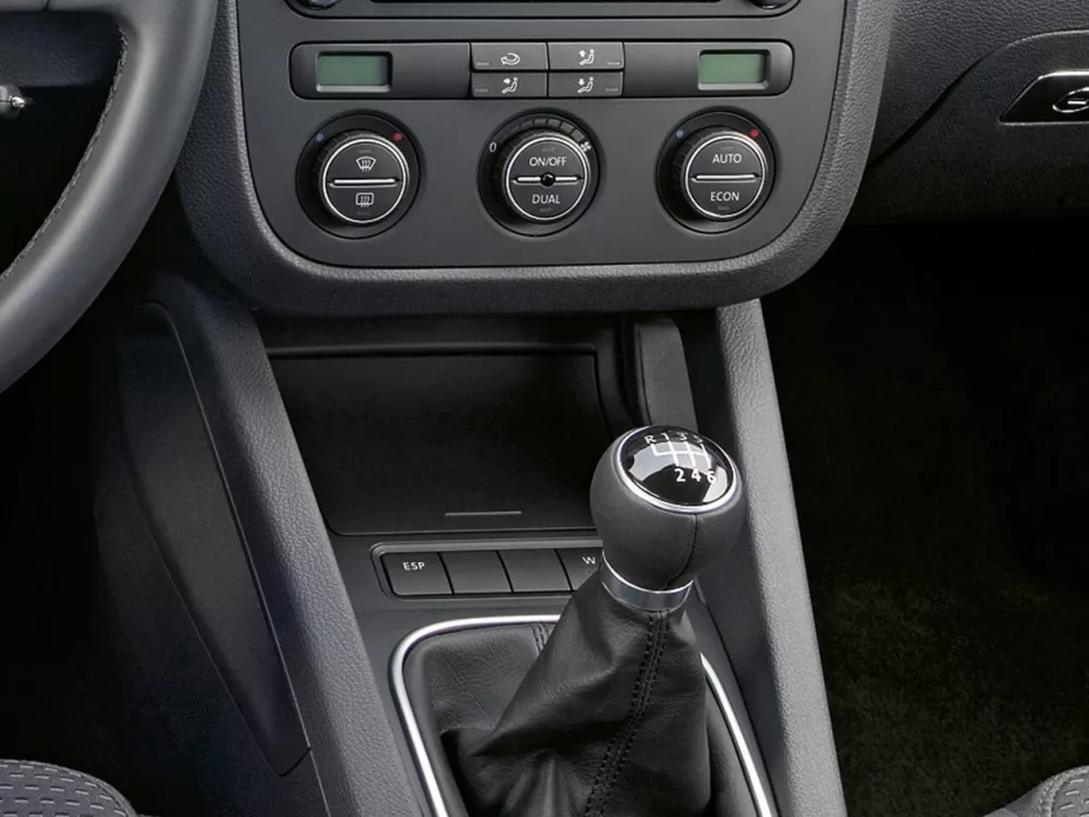 Автомобиль Volkswagen Golf V Хэтчбек (3 двери)