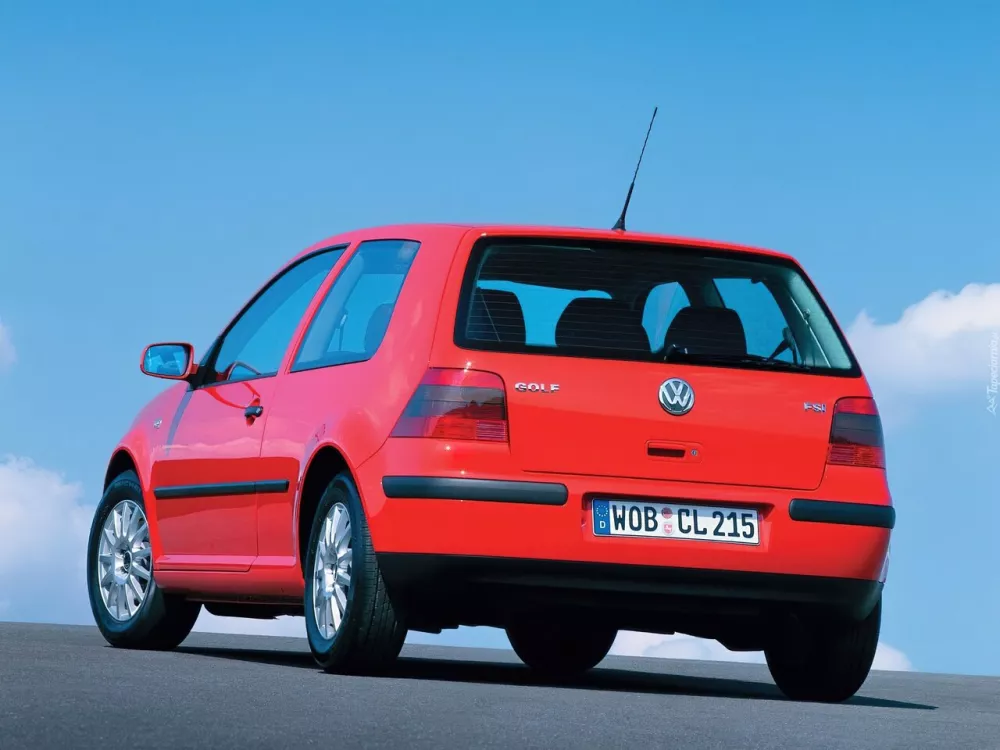 Автомобиль Volkswagen Golf IV Хэтчбек (3 двери)