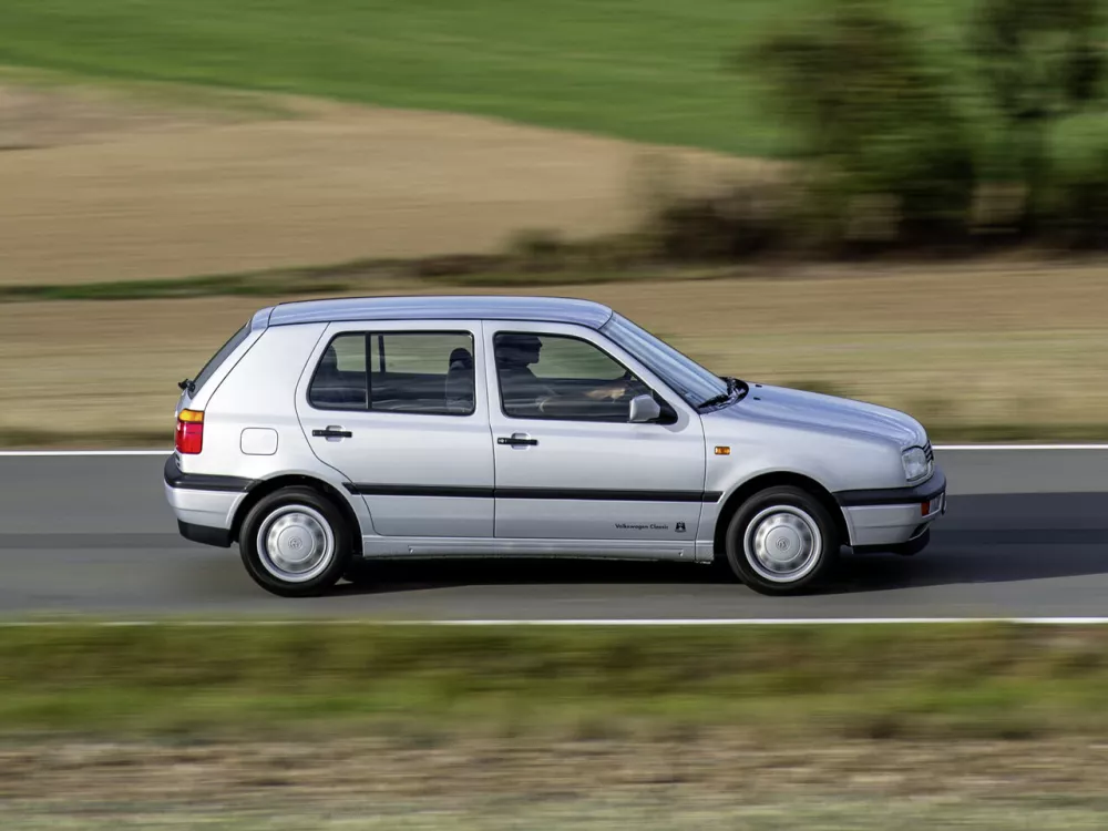 Автомобиль Volkswagen Golf III Хэтчбек (5 дверей)