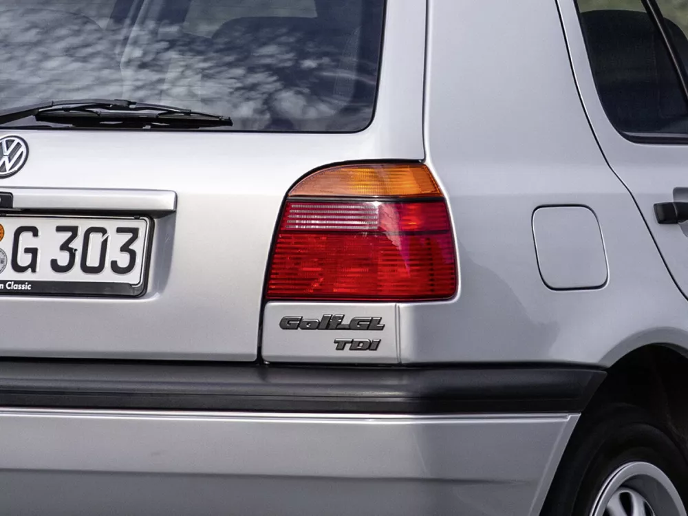 Автомобиль Volkswagen Golf III Хэтчбек (5 дверей)
