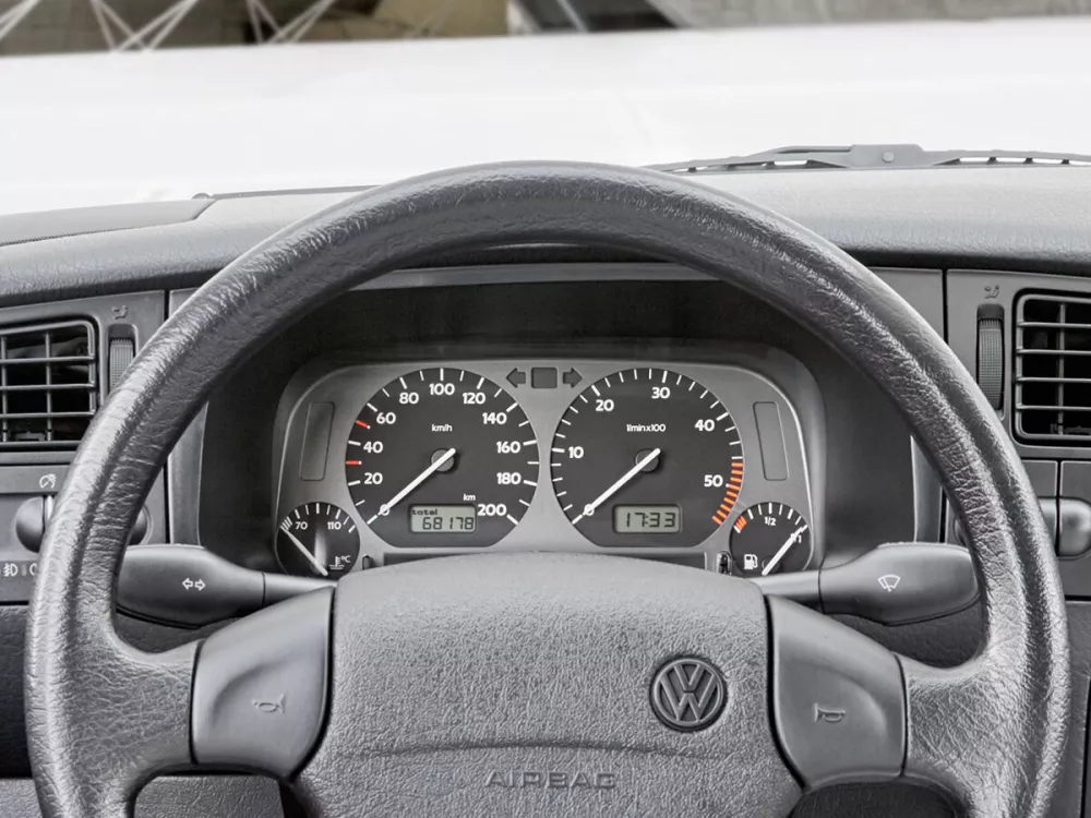 Автомобиль Volkswagen Golf III Хэтчбек (5 дверей)