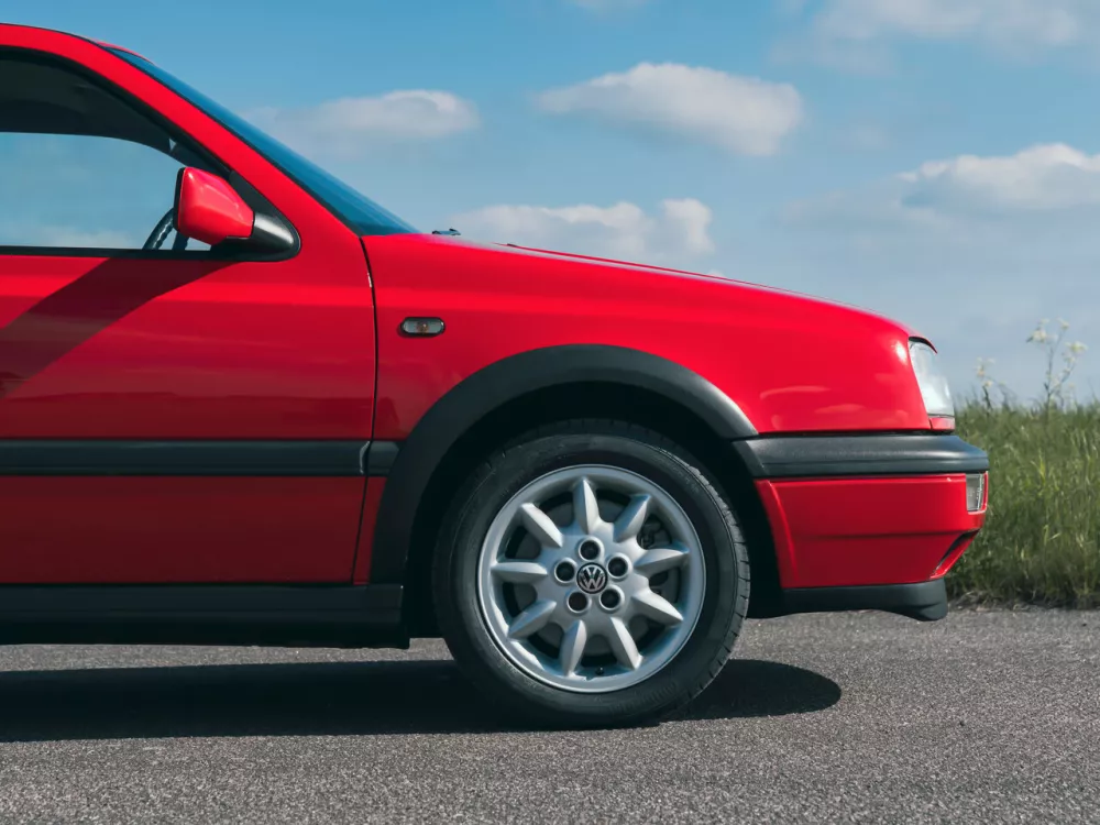 Автомобиль Volkswagen Golf III Хэтчбек (3 двери)