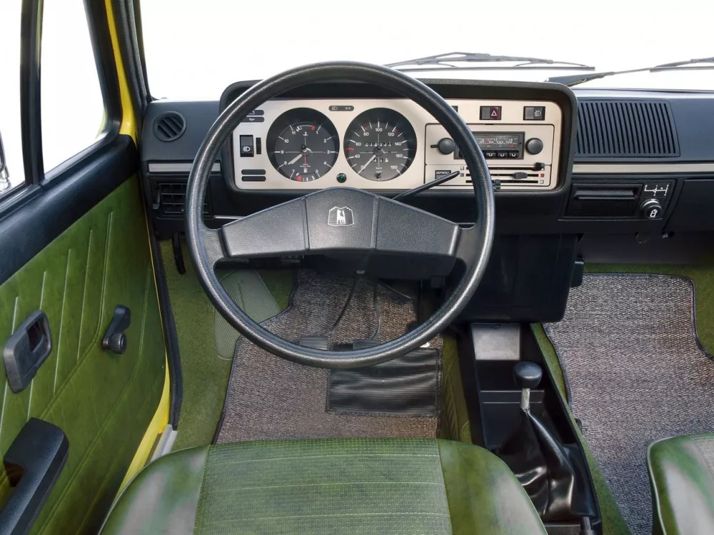 Автомобиль Volkswagen Golf I Хэтчбек (5 дверей)
