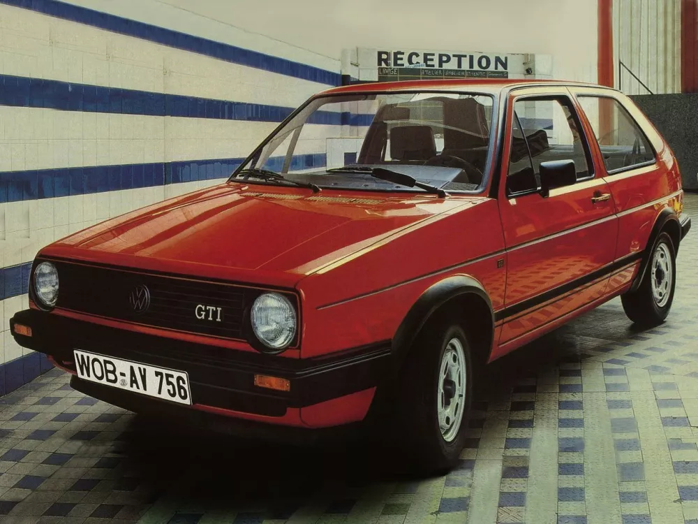 Автомобиль Volkswagen Golf II Хэтчбек (3 двери)