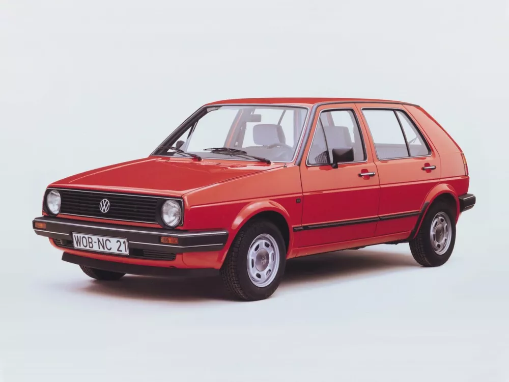 Автомобиль Volkswagen Golf II Хэтчбек (5 дверей)